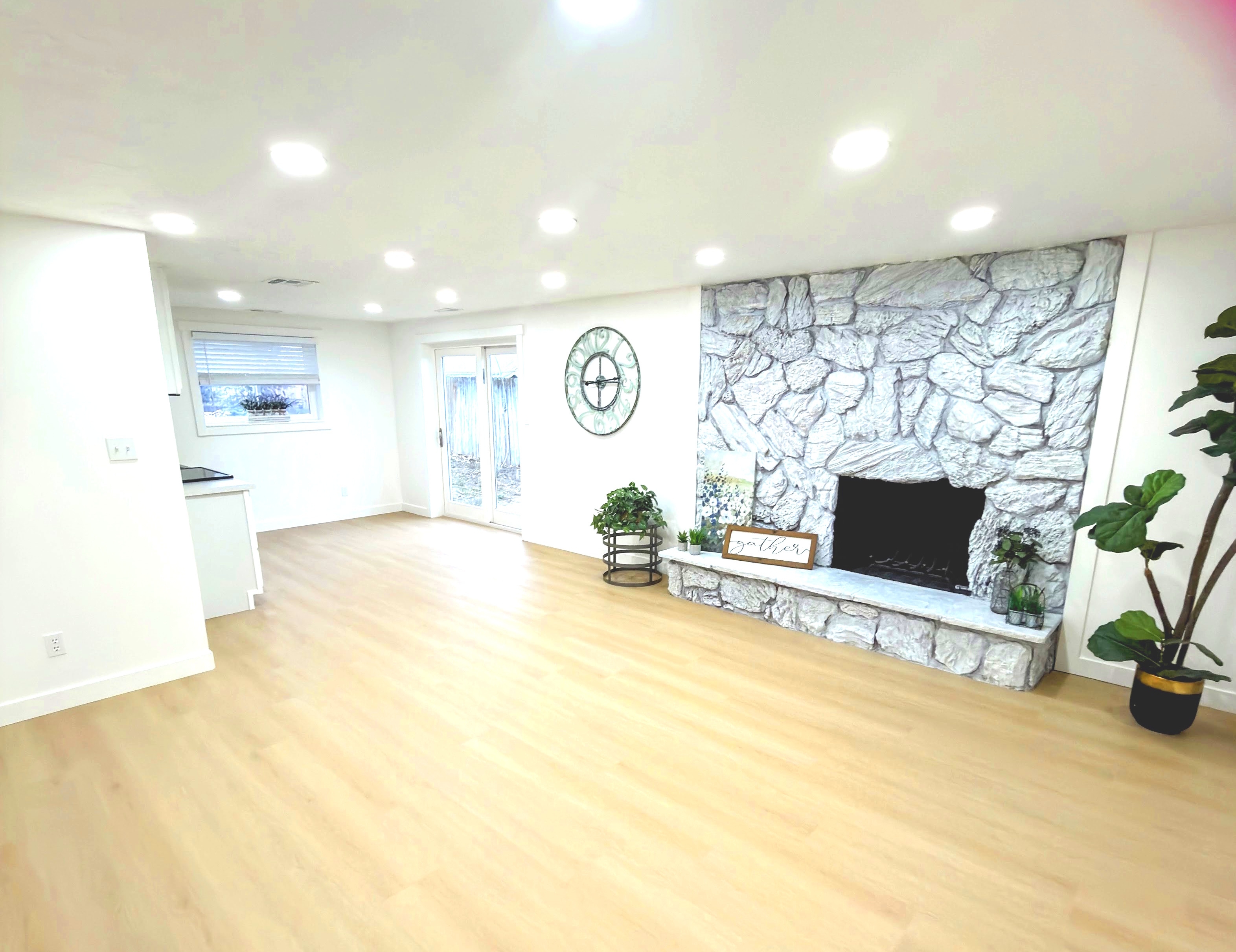 Pleasant Grove House: 745 S 1500 E