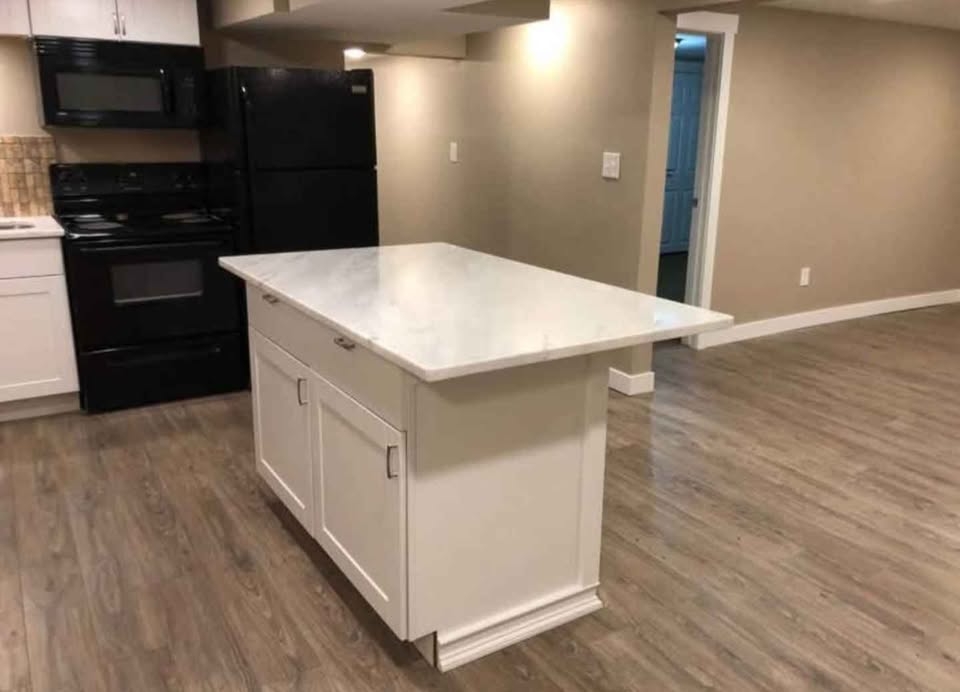 Sandy In-Law/Basement: 1427 E 8600 S