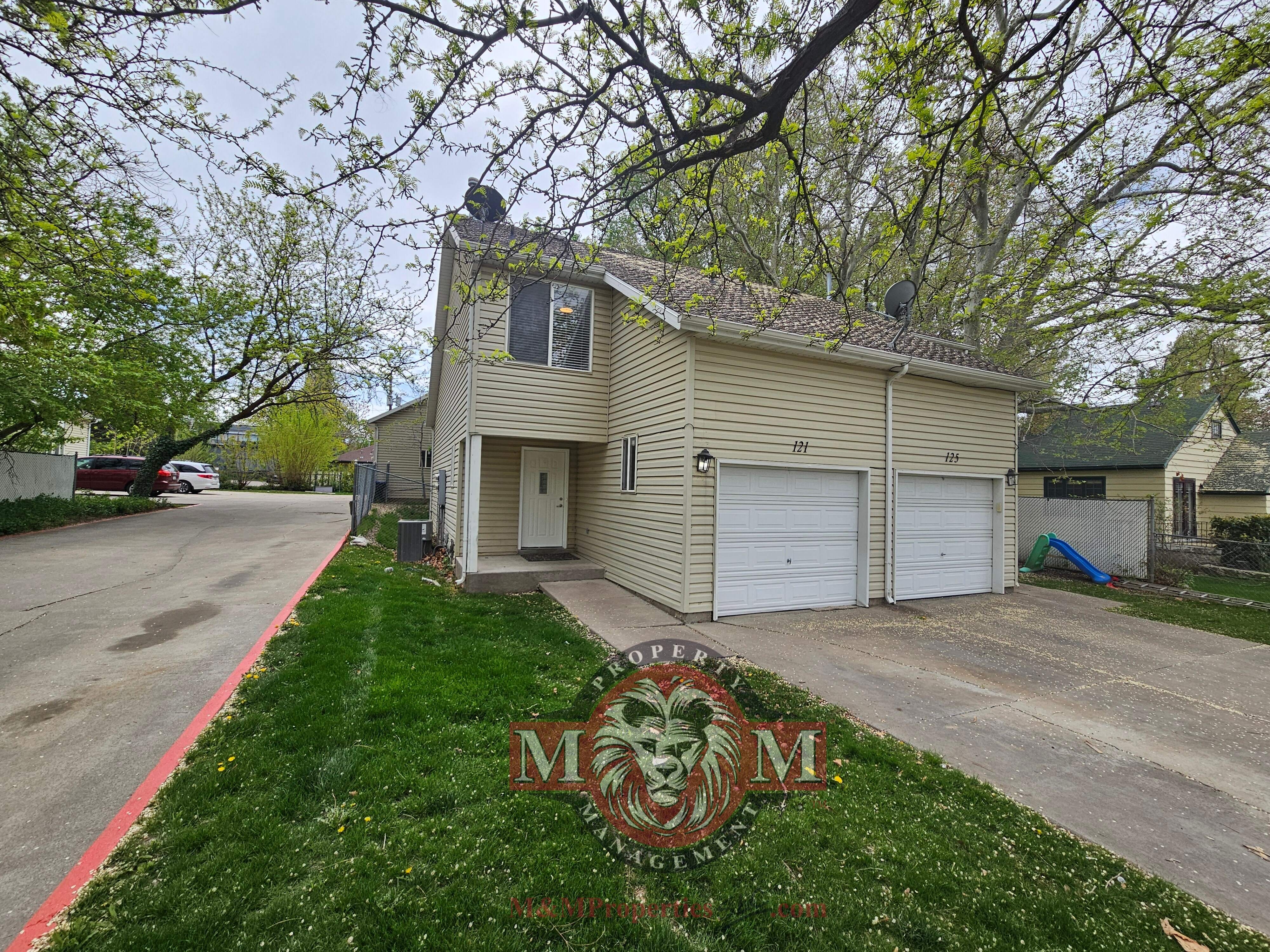 Bountiful Townhome: 121 W 100 N