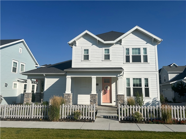 South Jordan House: 10682 S Kestrel Rise Rd