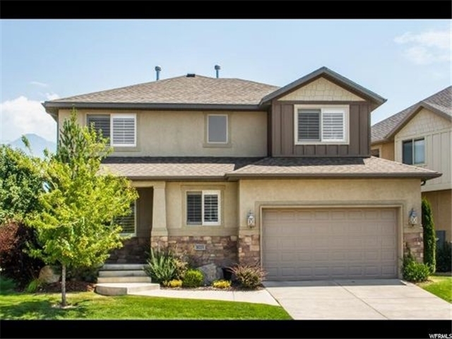 Sandy House: 10231 S Eagle Cliff Way