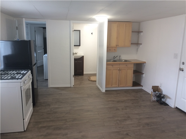 West Valley City Apartment: 1486 W 3300 S