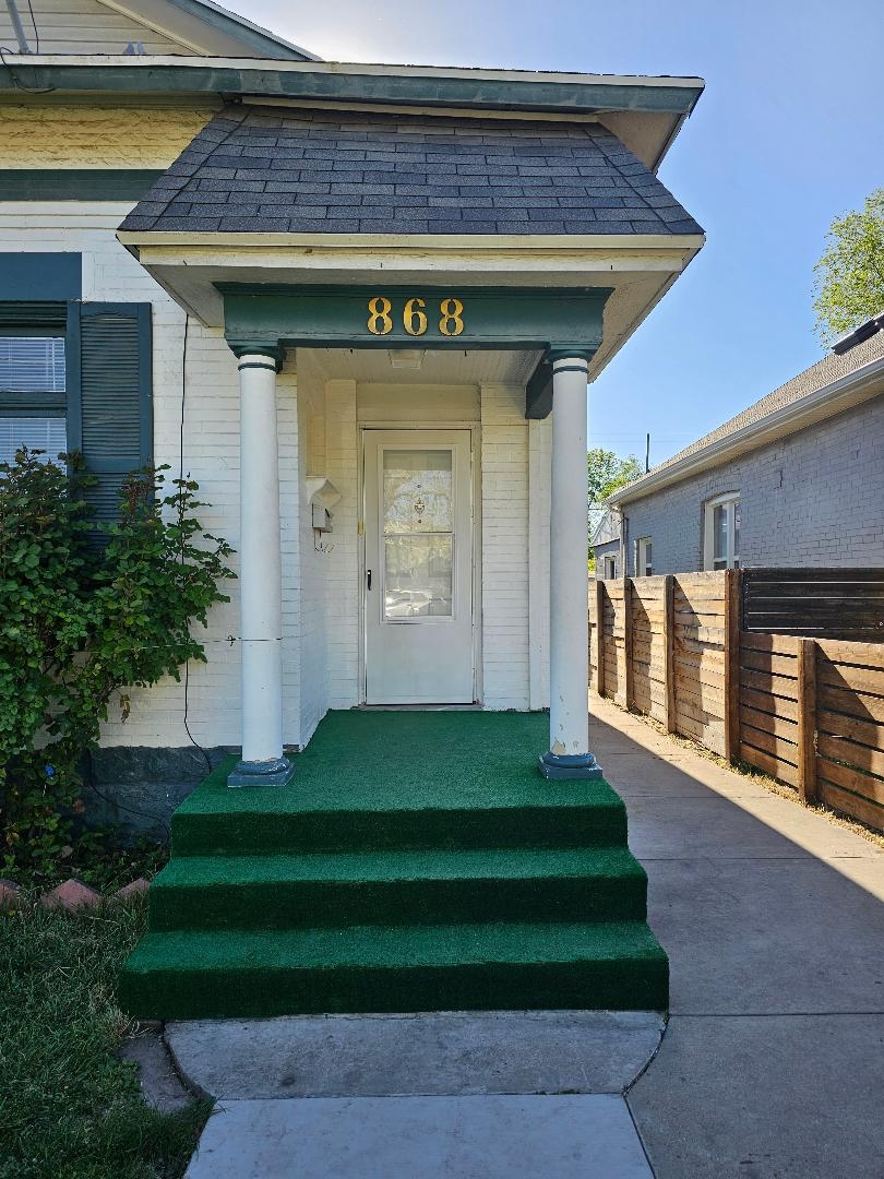 Salt Lake City Apartment: 868 S 400 E