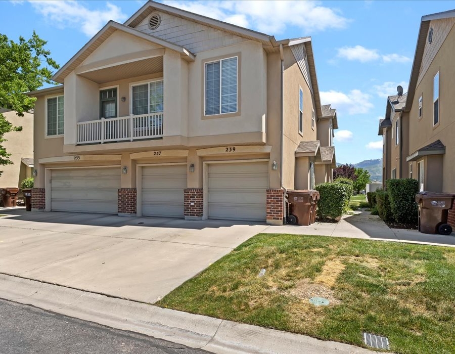North Salt Lake Townhome: 239 Birmingham Ln