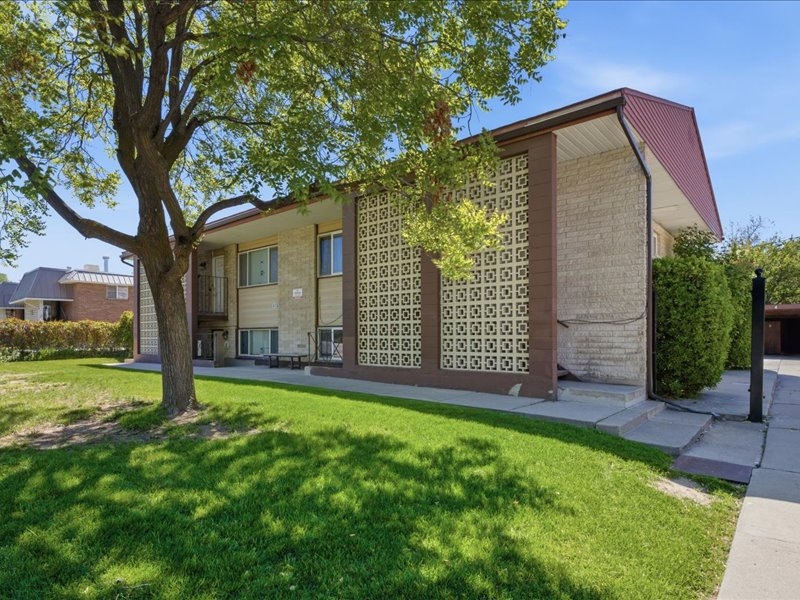 West Valley City Townhome: 4136 S 3200 W
