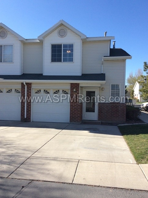 West Jordan Townhome: 3235 W Brynwood Pine Bay