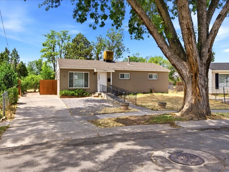 Salt Lake City House: 1026 S Montgomery St