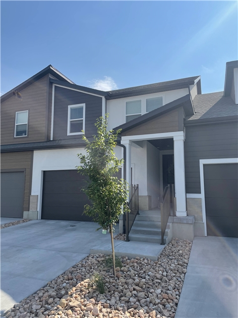 Vineyard Townhome: 702 N 260 W
