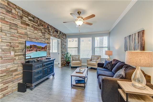 Phoenix Condo: 6900 E Princess Dr