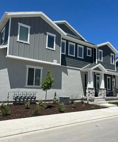 Riverton Townhome: 15044 S Wild Horse Way