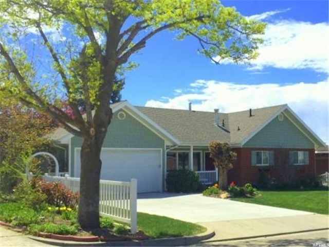 Salt Lake City House: 2916 E Oakridge Dr