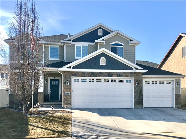 South Jordan House: 3857 W Coastal Dune Dr