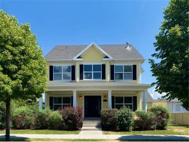 South Jordan House: 11721 S Bluerock Ave