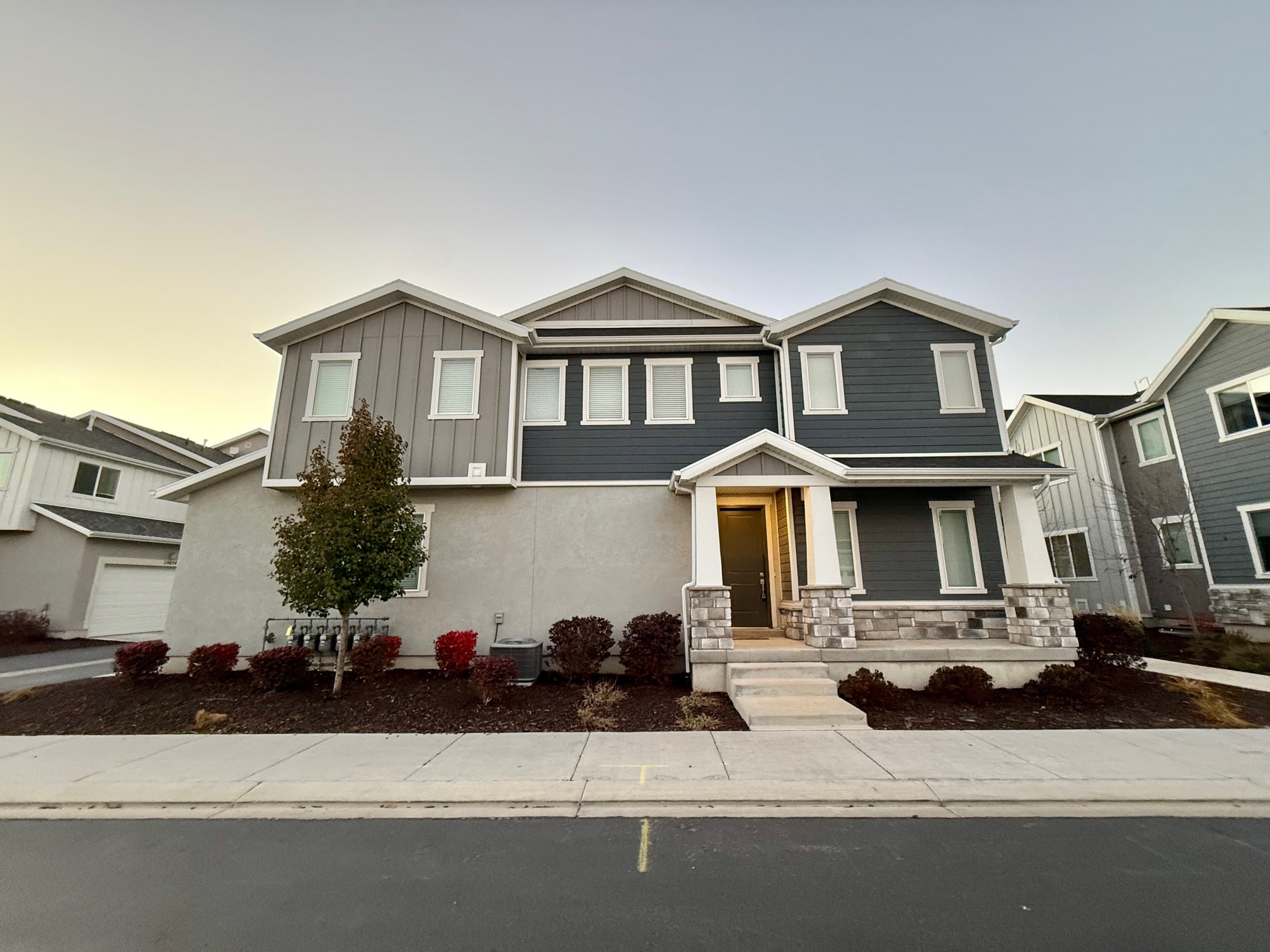 Riverton Townhome: 15044 S Wild Horse Way