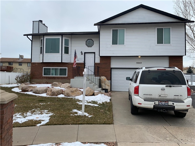 Roy House: 5842 S 2825 W