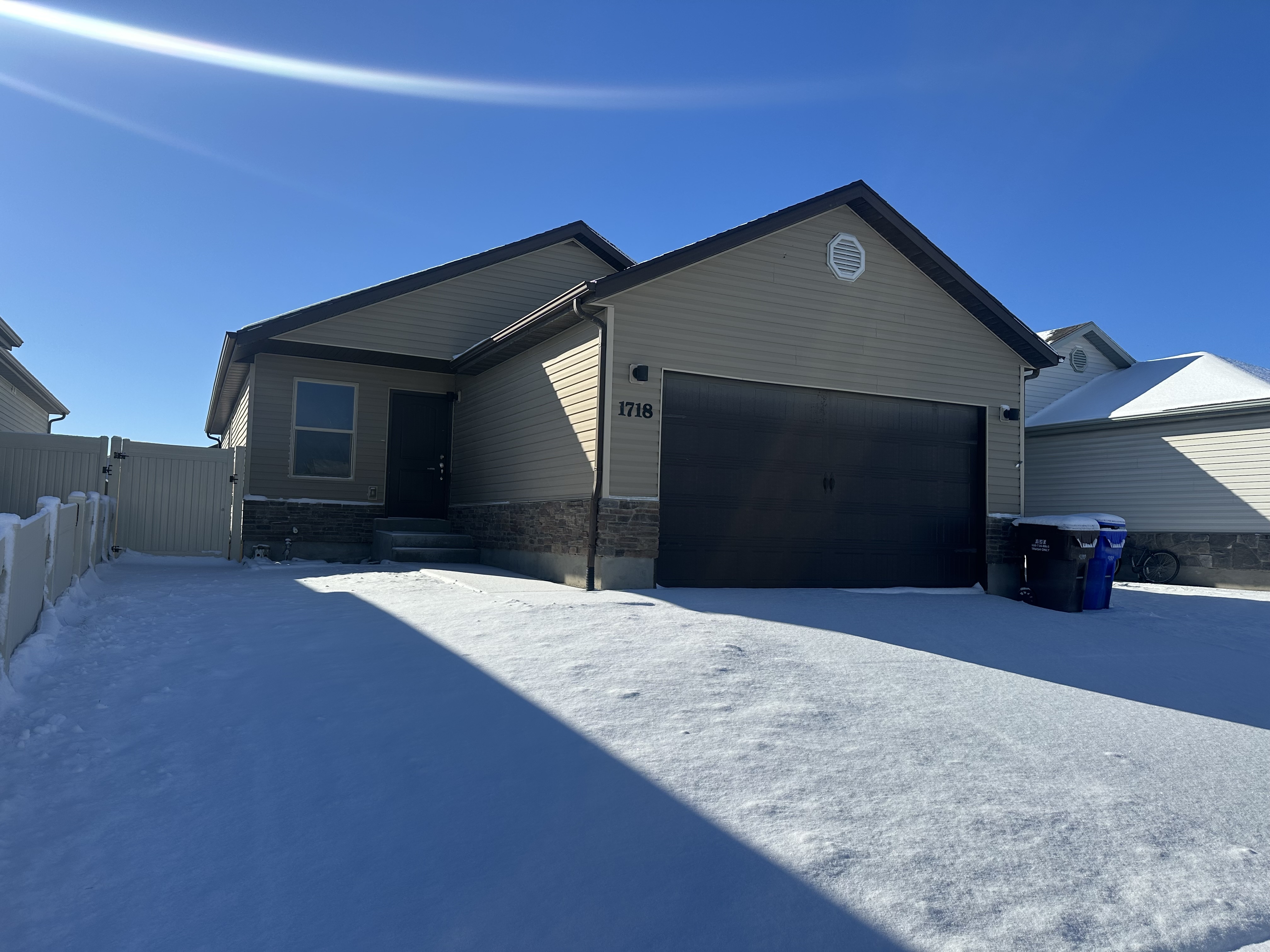 Eagle Mountain House: 1718 E Downwater St