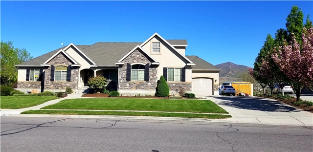 Highland In-Law/Basement: 10511 N Canterbury Dr