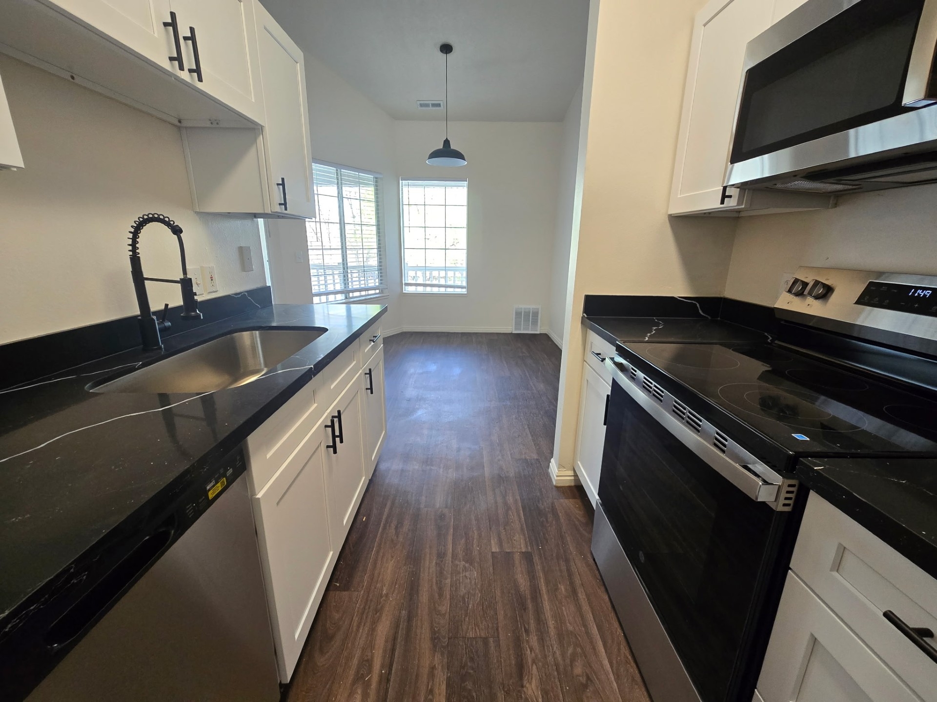 Sandy Apartment: 7860 S Citori Dr