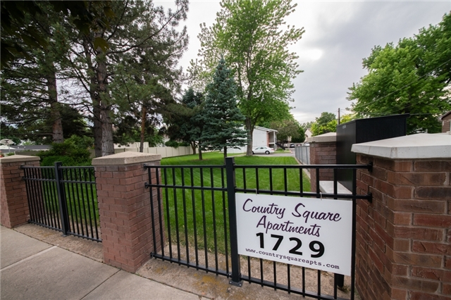 Bountiful Apartment: 1729 N 200 W