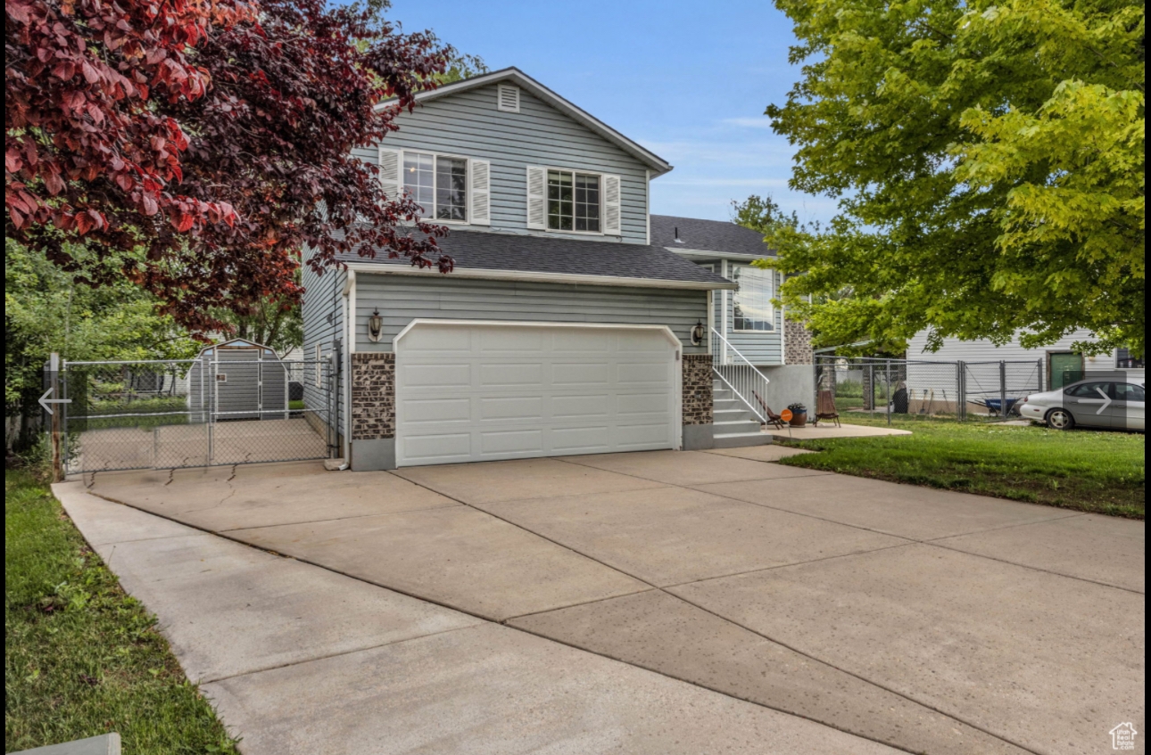 Roy House: 5791 S 3260 W