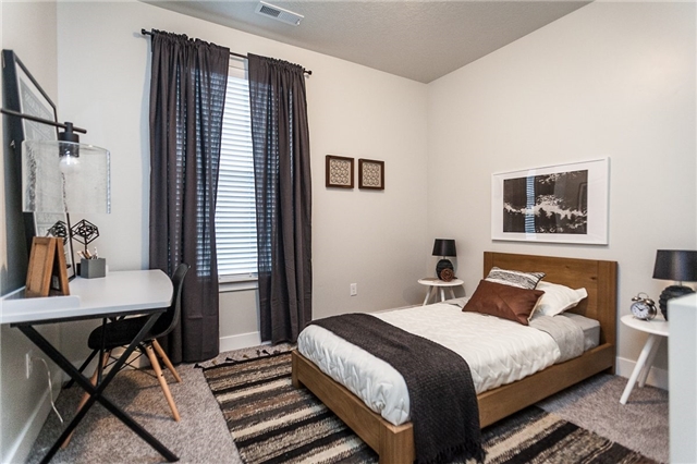 Vineyard Single Room: 473 N 325 W