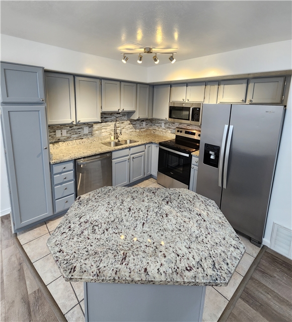 West Jordan Condo: 6981 S Ufizzi Ct