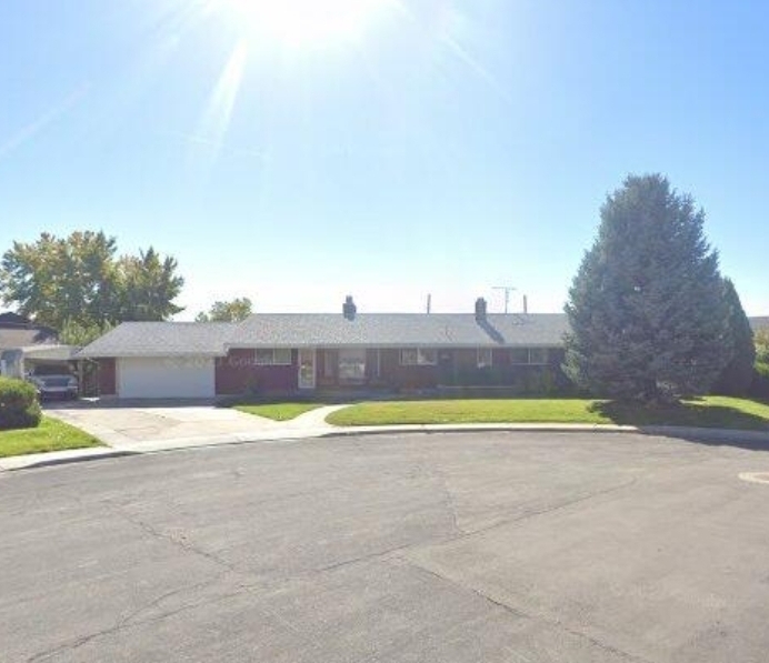 Orem Apartment: 220 E 1950 S