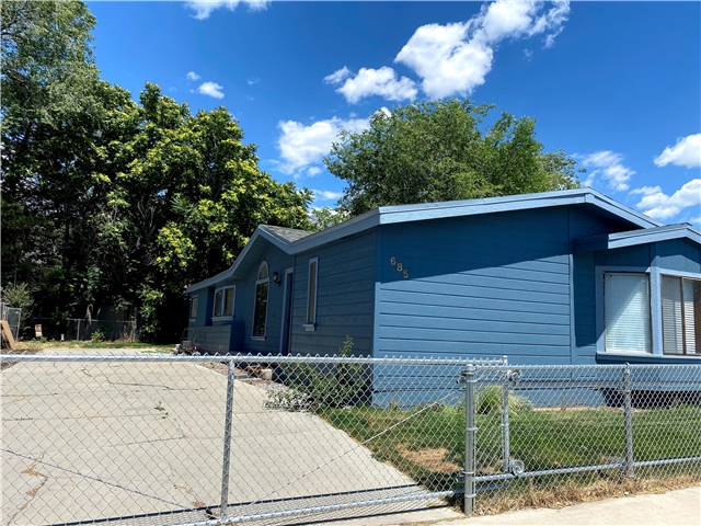 Pleasant Grove House: 685 S 50 W