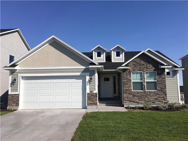 Tooele House: 282 W Quartz Rd