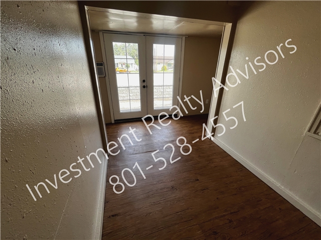 Tooele Apartment: 585 N Main St Apt 7B
