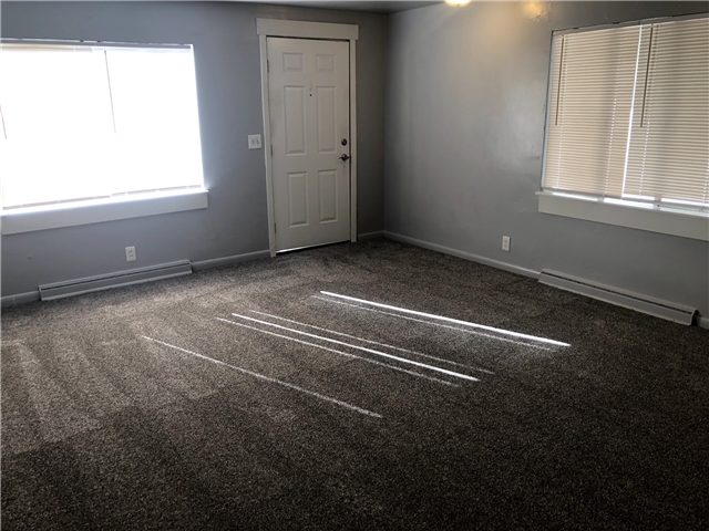 Midvale House: 736 W Depot St