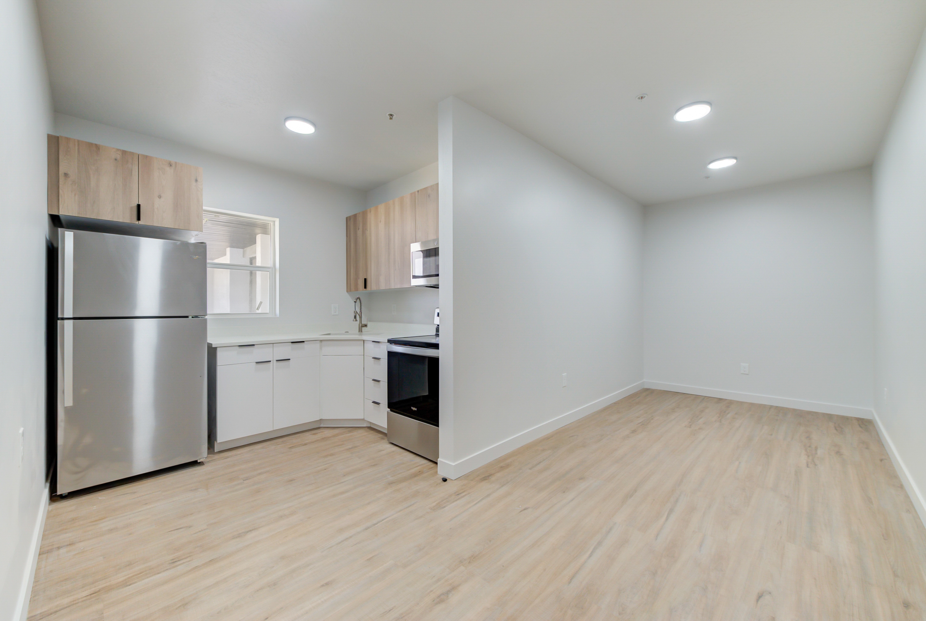 Murray Apartment: 404 E 5600 S