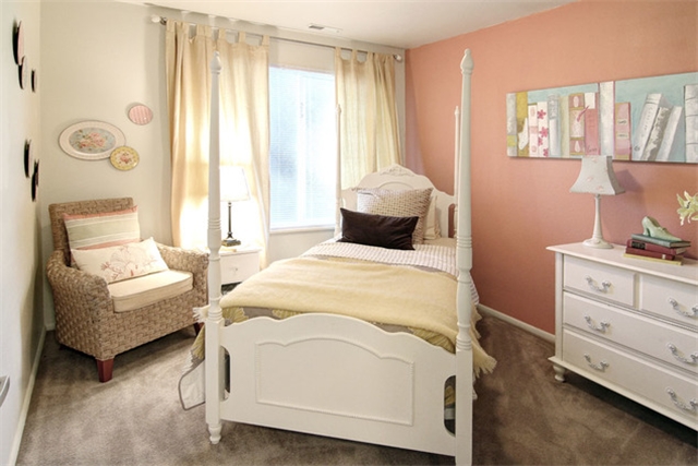 West Valley City Apartment: 2240 W 3800 S