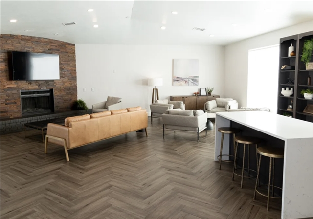 West Valley City Apartment: 2240 W 3800 S