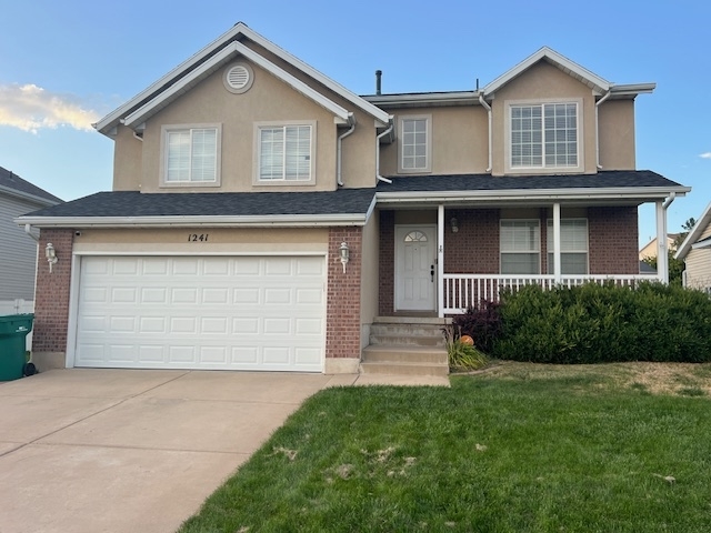 Layton House: 1241 E 3025 N