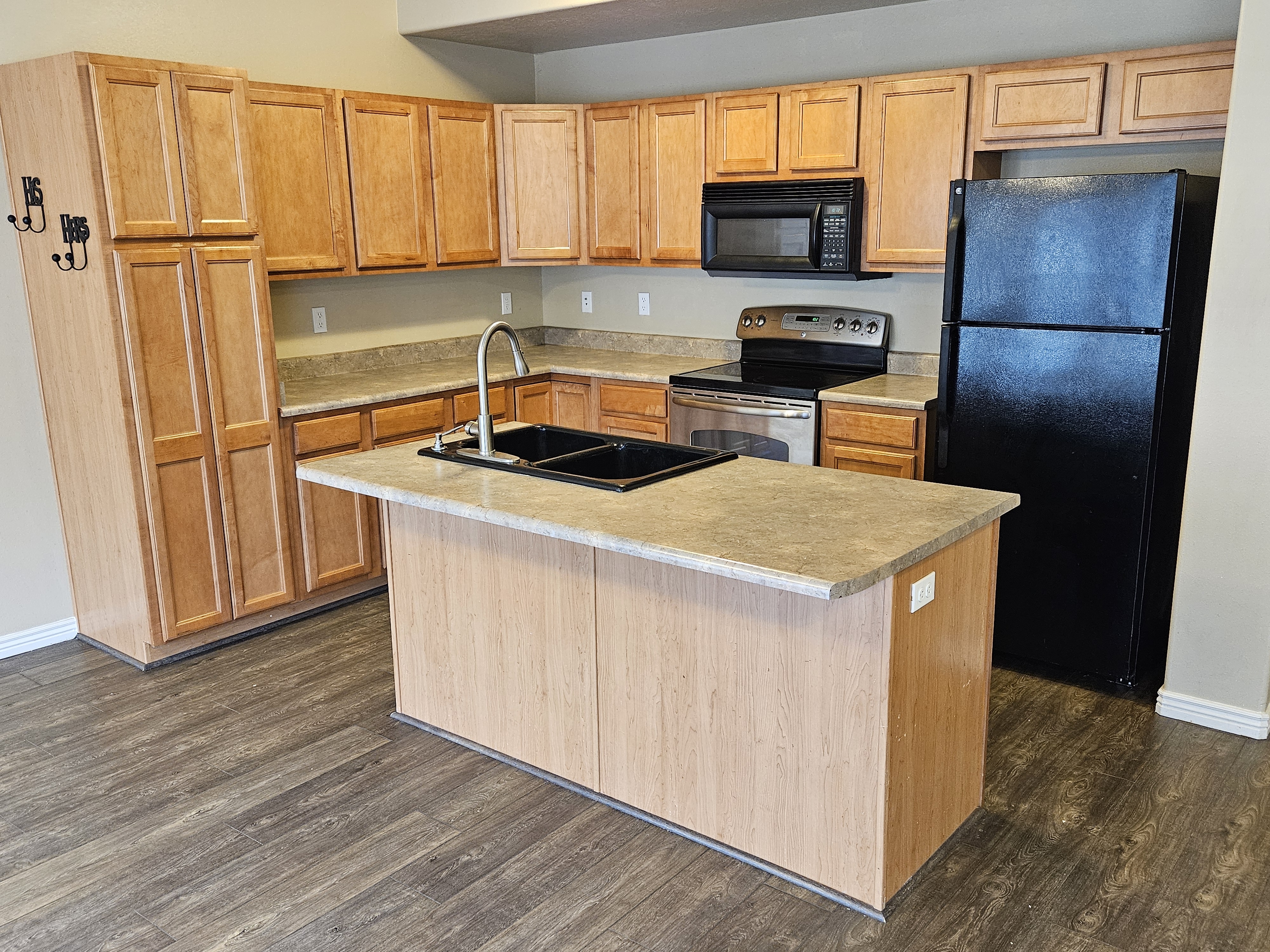 Saratoga Springs Townhome: 1515 N August Dr