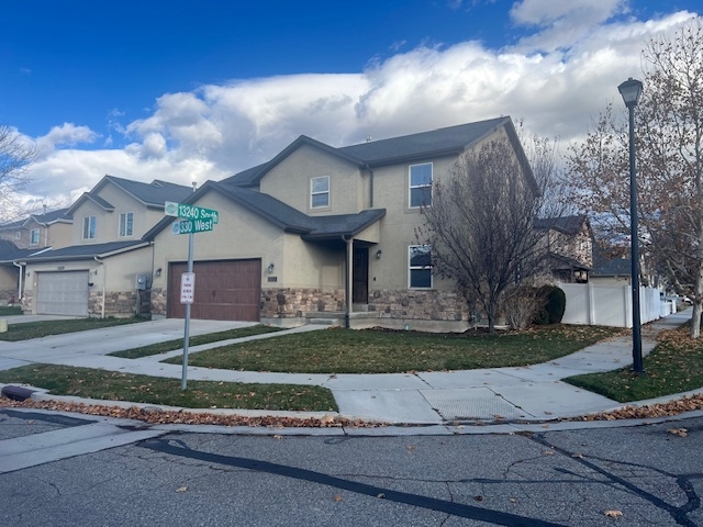 Draper House: 13237 S 330 W