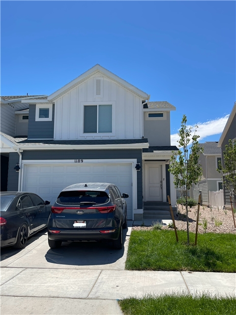 Saratoga Springs Townhome: 1109 E Dory Boat Rd