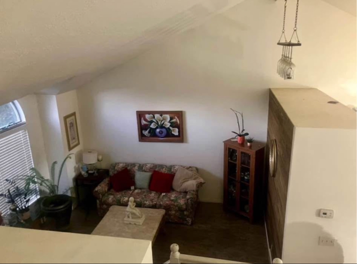 West Jordan House: 6799 S 4900 W