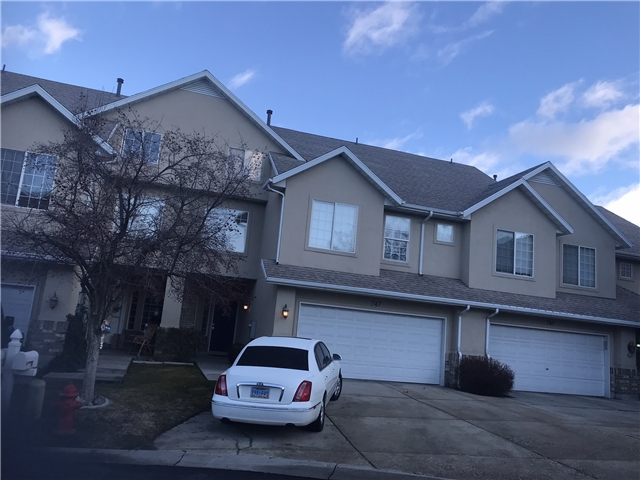 Sandy Single Room: 747 E Sand Dollar Dr