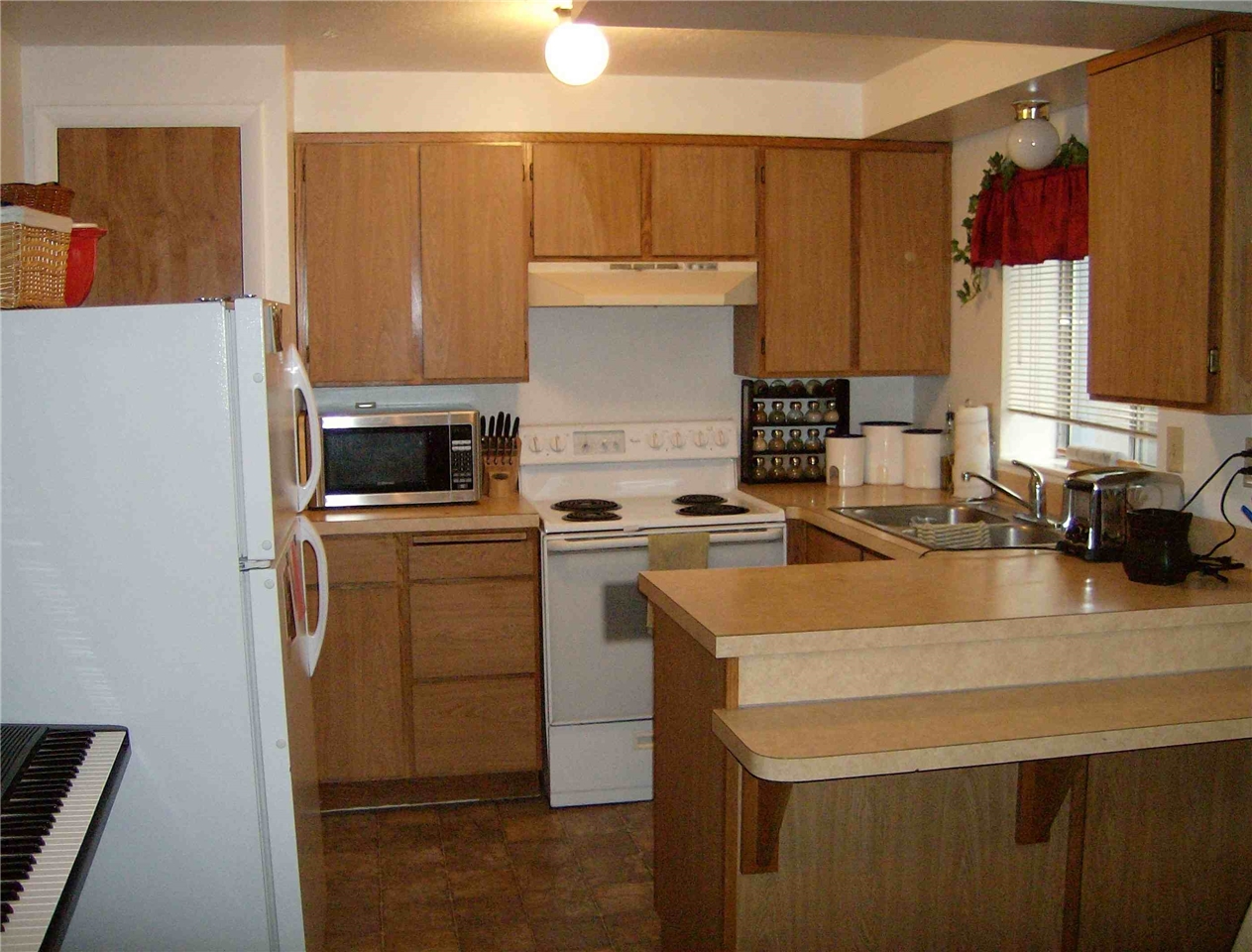 Single Room For Rent At 645 1 2 E 400 N Logan Ut 84321 645 1 2 E 400 N Rentler