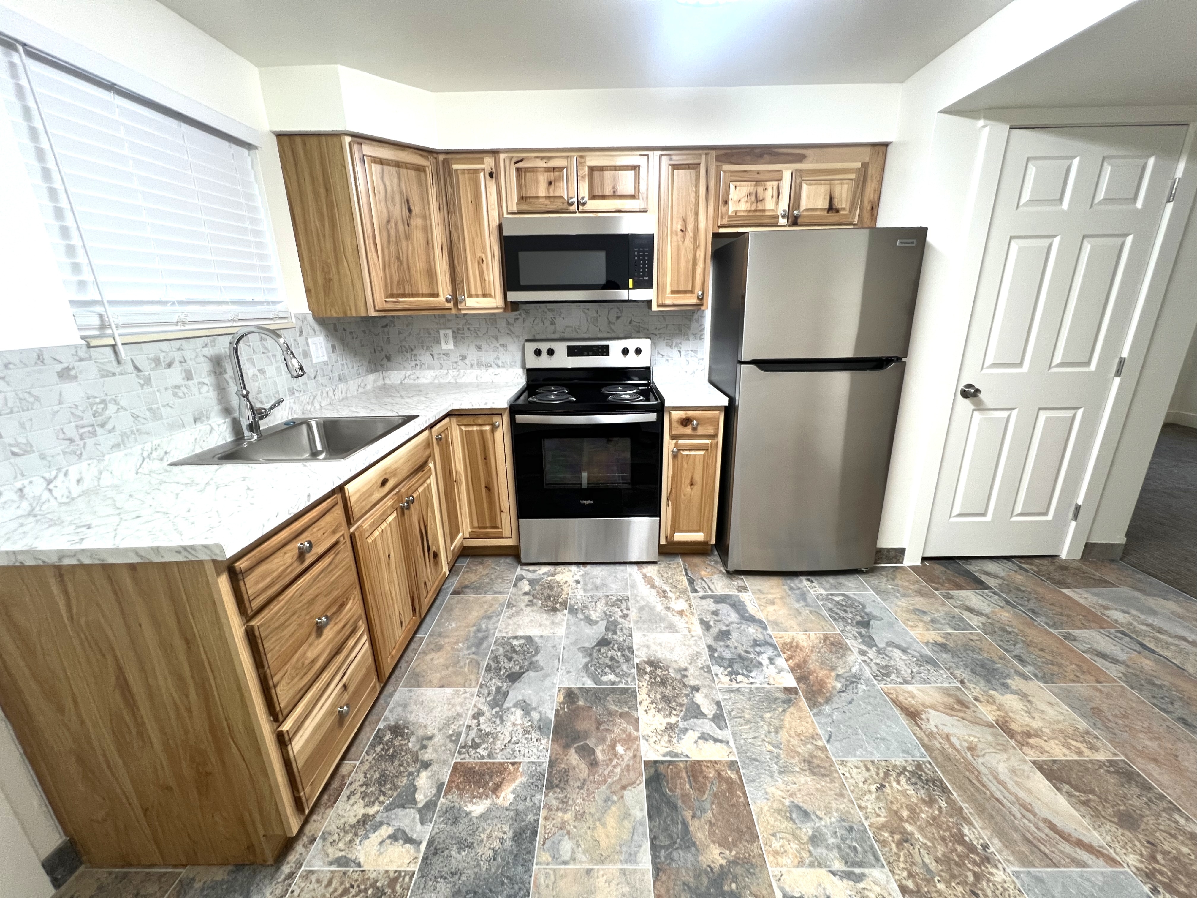 Provo Apartment: 1127 E 960 S