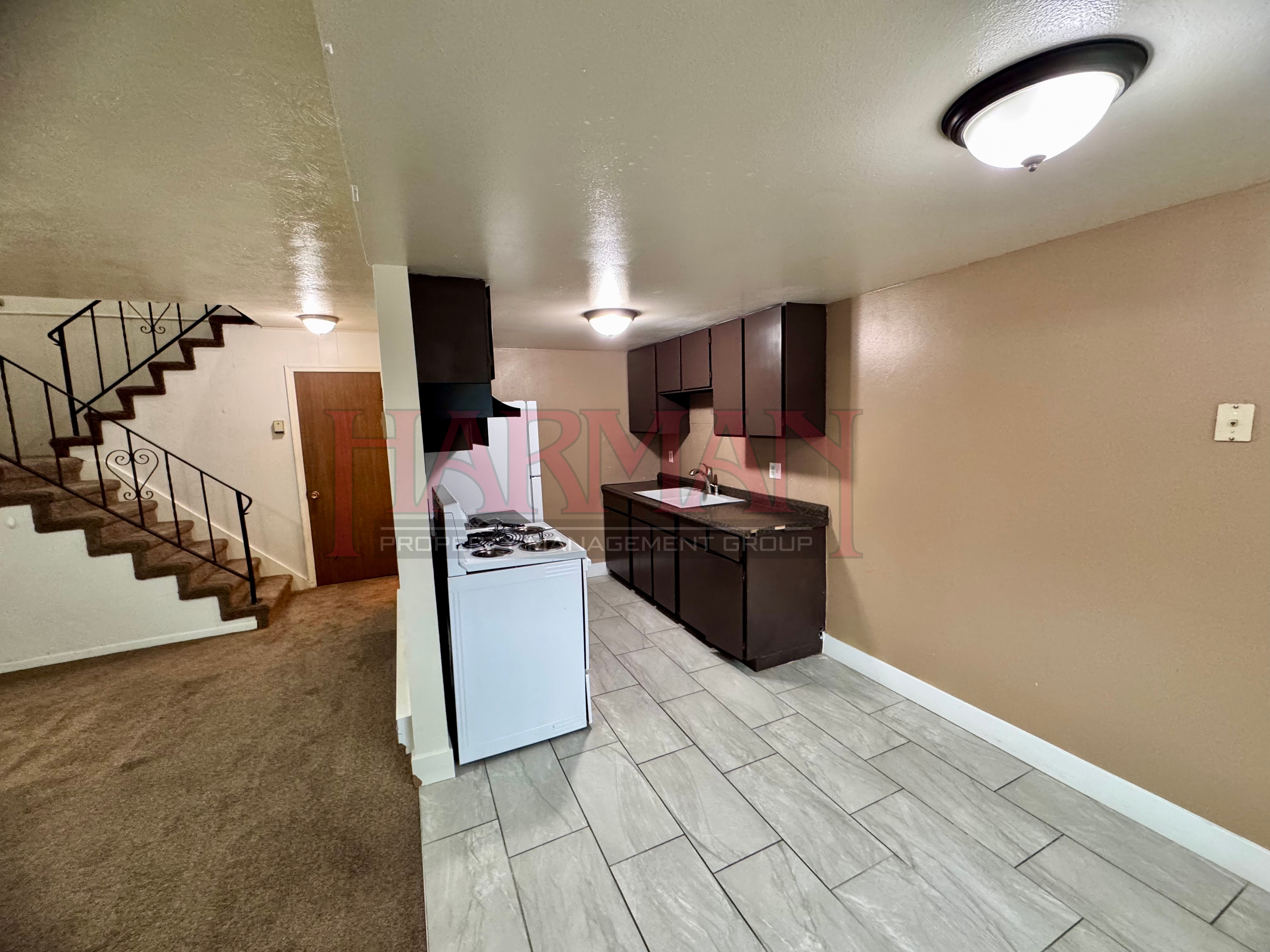 Orem Apartment: 1083 N 150 W
