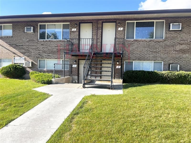 Provo Apartment: 1125 E 960 S