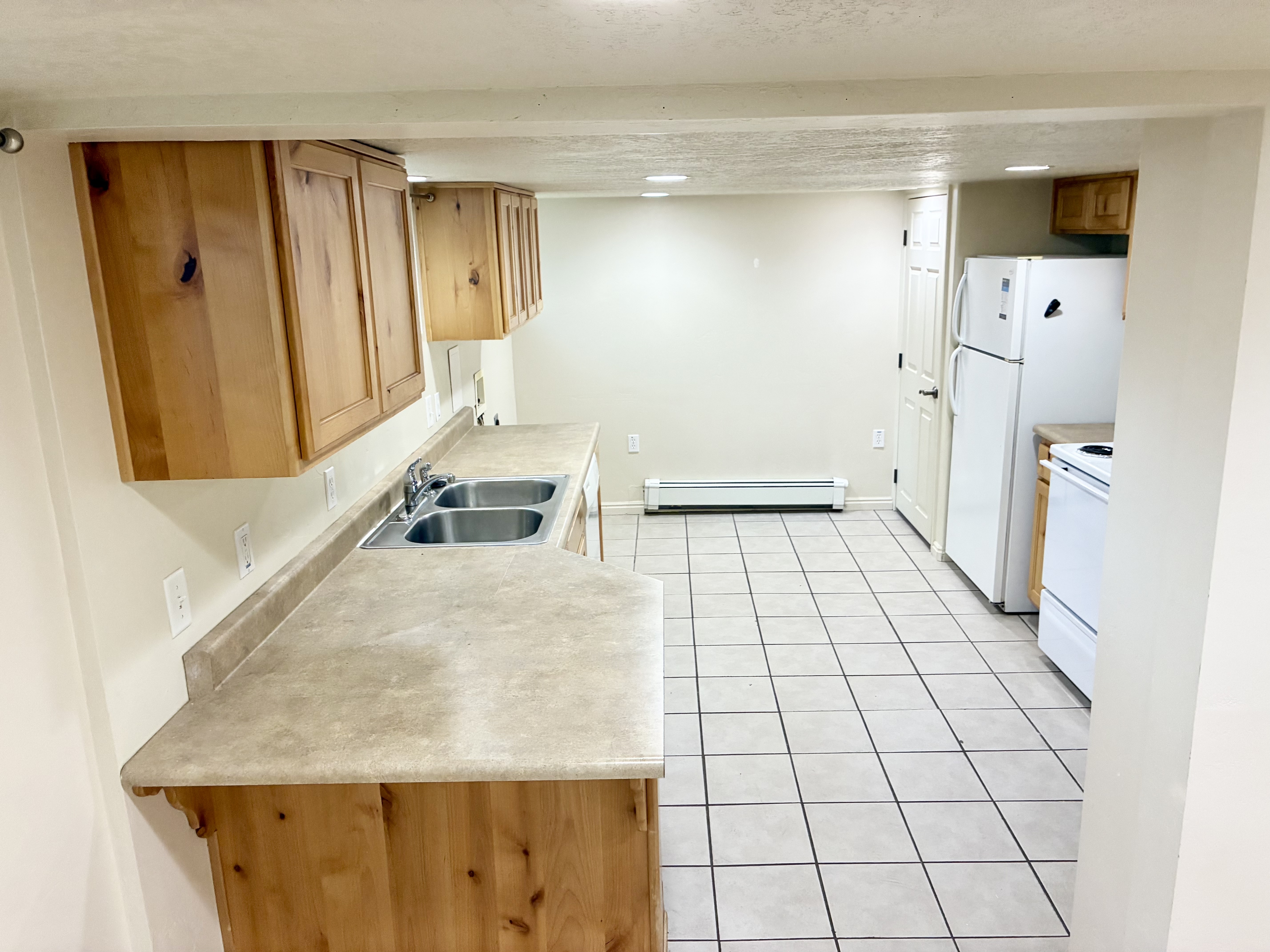 Provo Apartment: 268 S 900 W