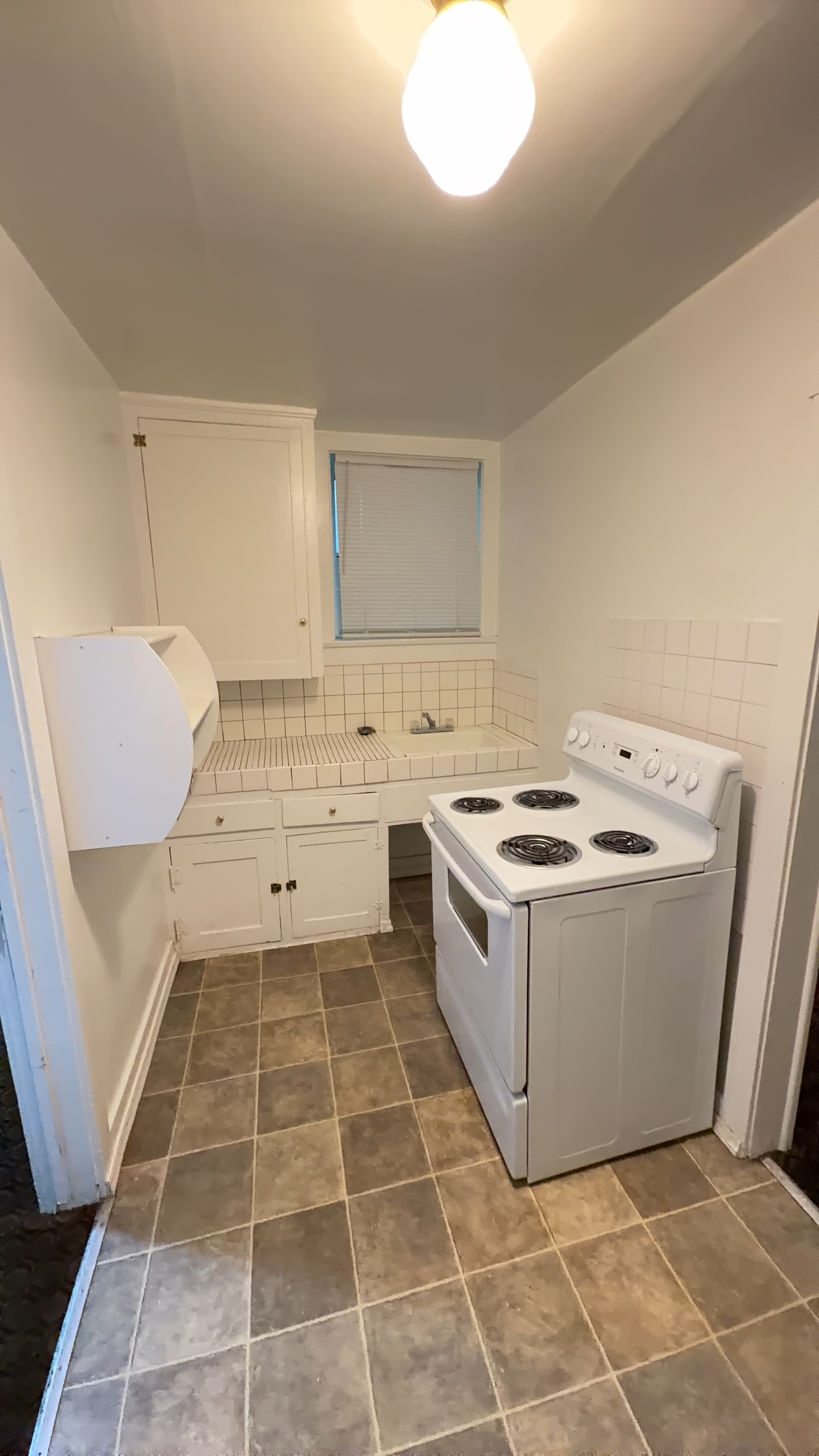 Salt Lake City Apartment: 250 S 500 E