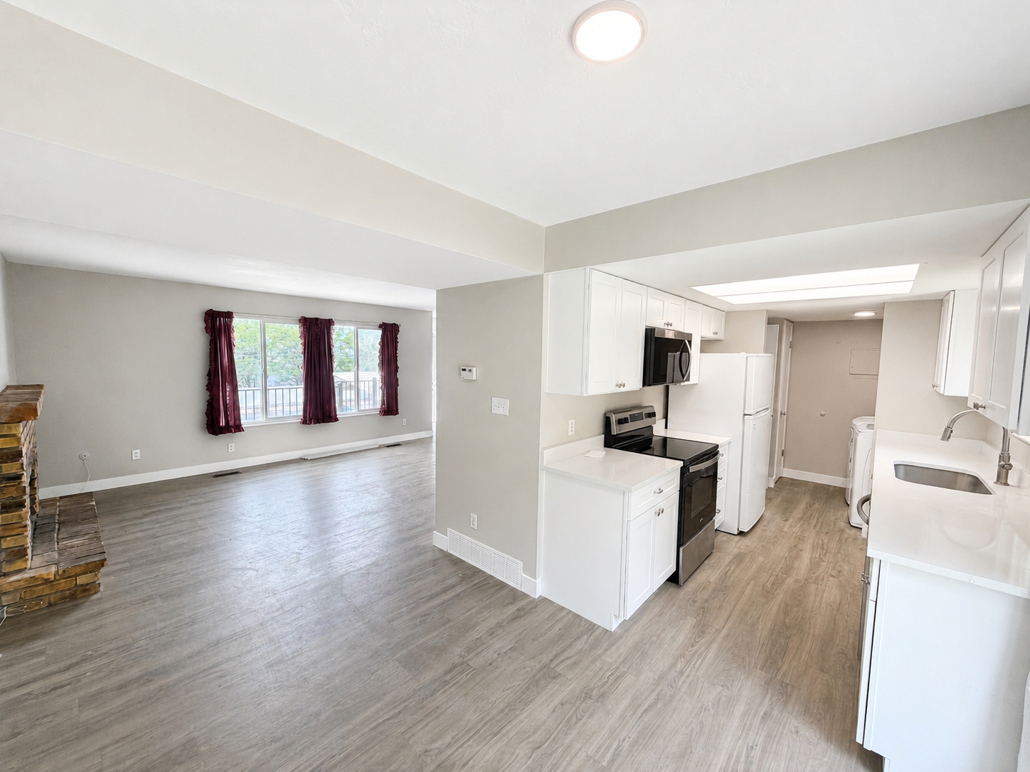 Farmington Apartment: 787 S 200 E