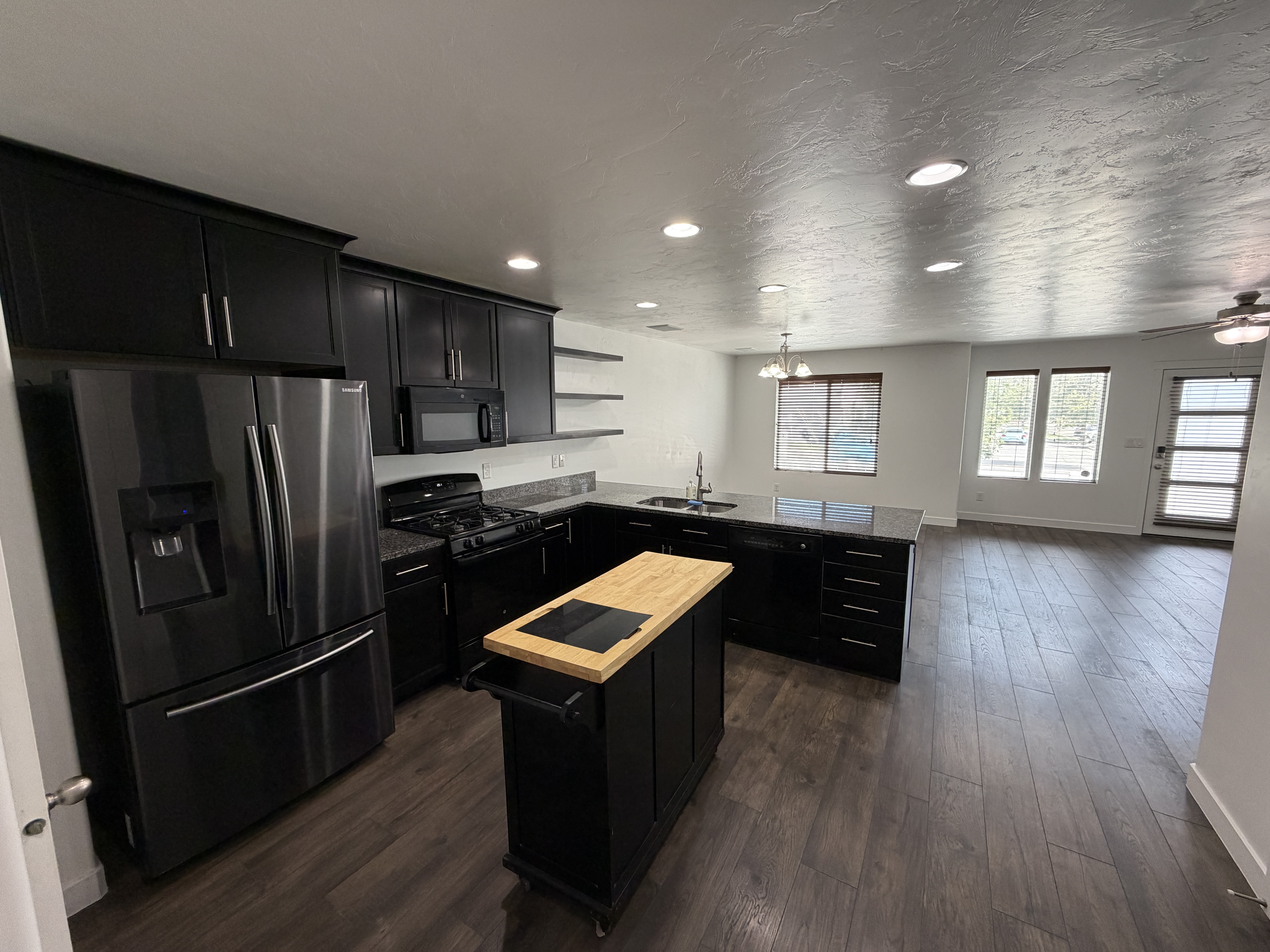 Riverton Townhome: 12558 S 1300 W