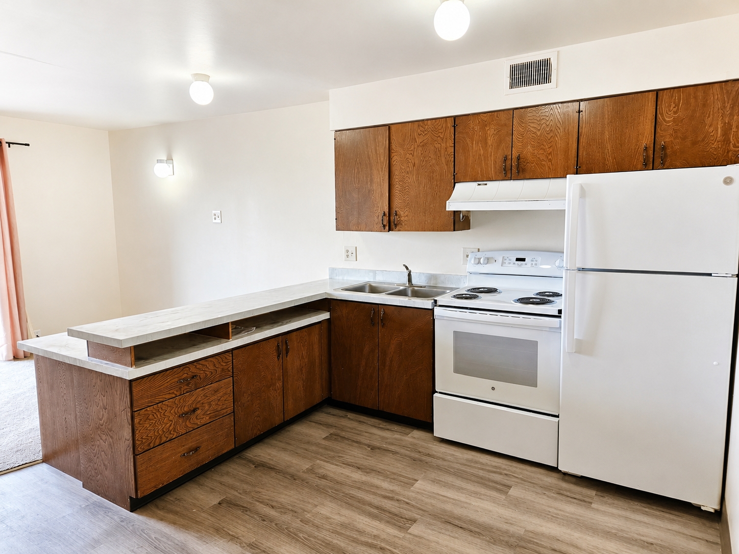 Salt Lake City Apartment: 320 S 700 E