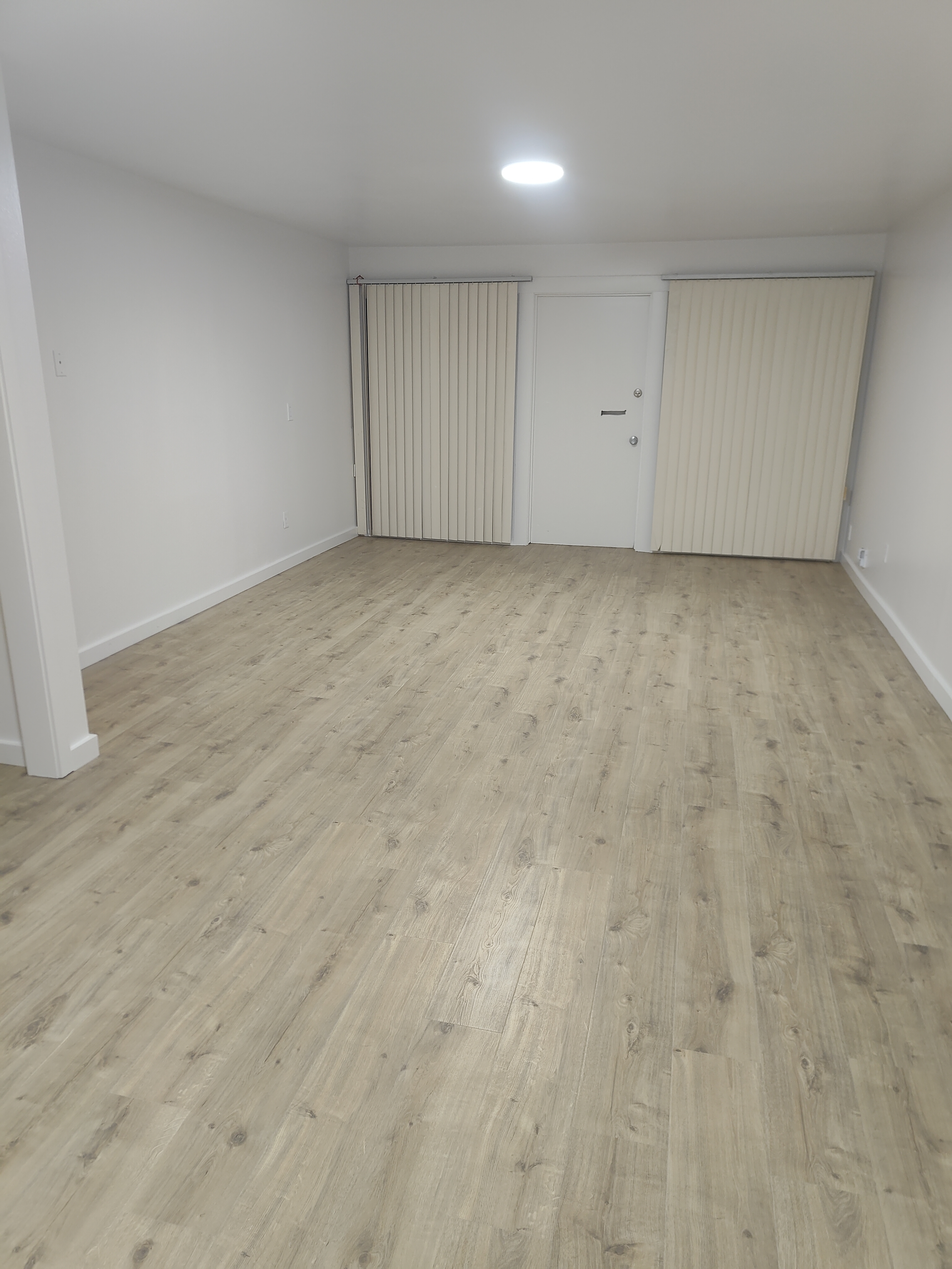 Salt Lake City Apartment: 320 S 700 E